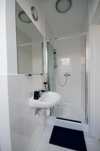 Pokoje Goscinne Hafen Guesthouse - Władysławowo Buitenkant foto