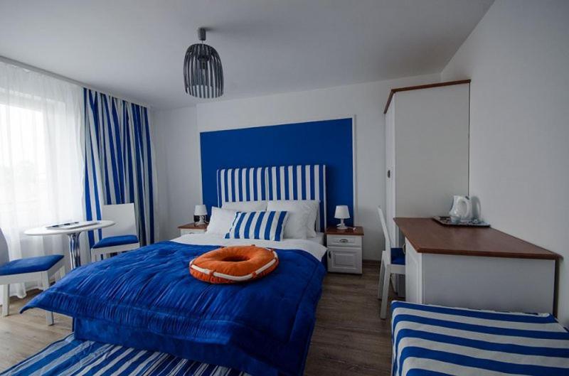 Pokoje Goscinne Hafen Guesthouse - Władysławowo Buitenkant foto